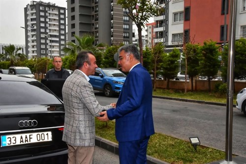 Mersin İl Emniyet Müdürü Sayın Kamil Karabörk , Kaymakamımız Sayın  Alp Eren Yılmaz'ın makamında iade-i ziyarette bulundu.